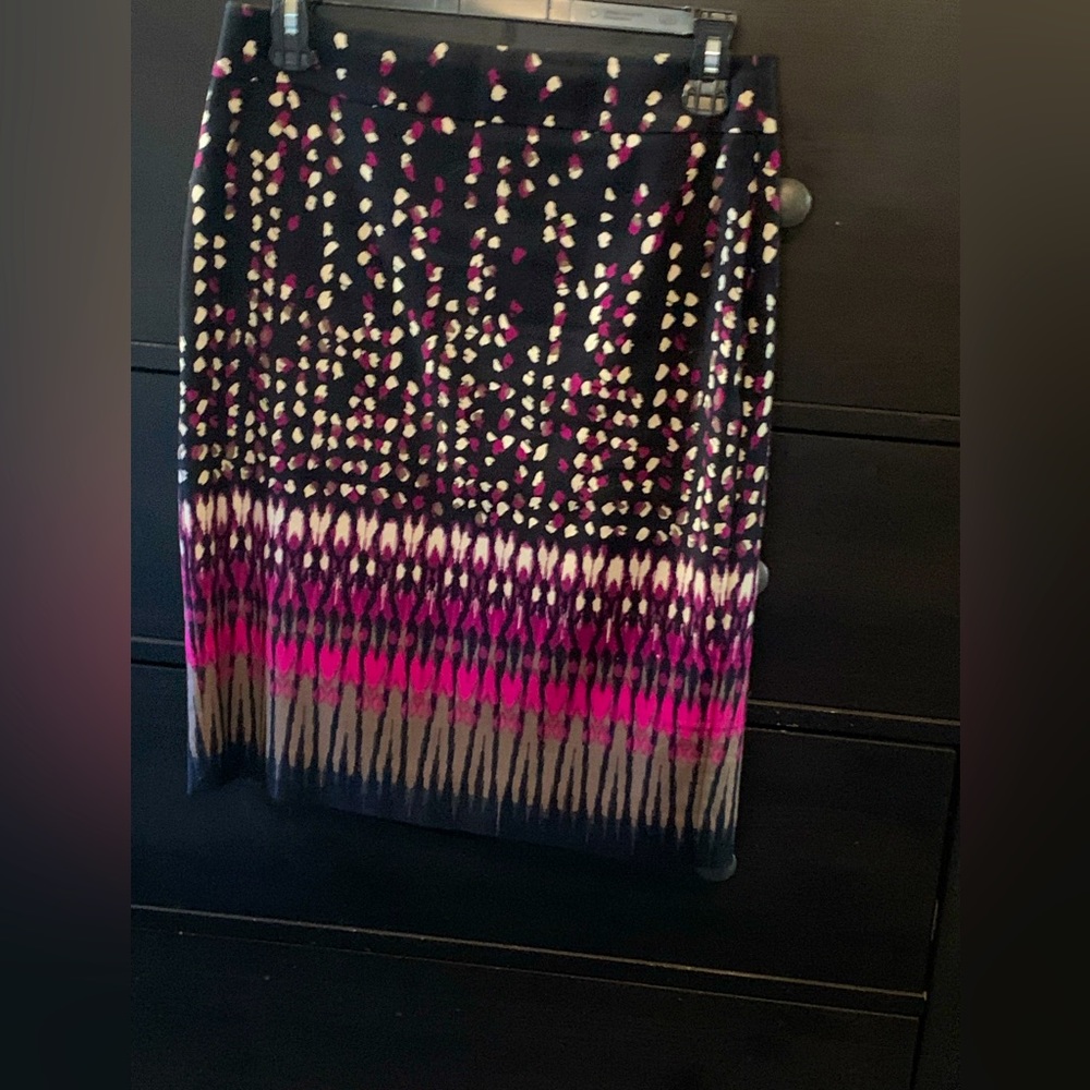 Ann Taylor pencil skirt, size 0